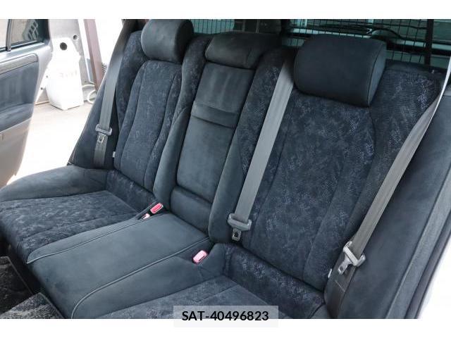 Toyota CROWN ESTATE 2006-03 8647966-19