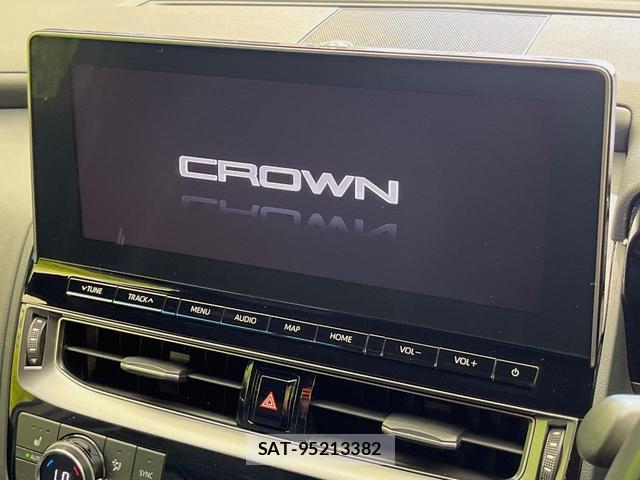 Toyota CROWN HYBRID 2020-12 8646682-2