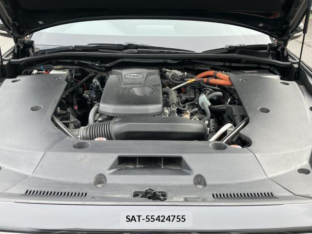 Toyota CROWN HYBRID 2020-08 8646695-7