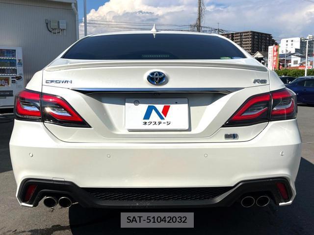 Toyota CROWN HYBRID 2018-12 8646801-15
