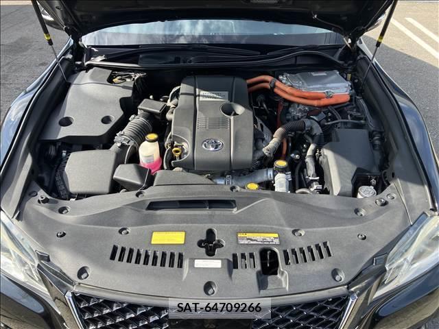 Toyota CROWN HYBRID 2013-06 8646922-19