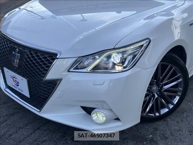 Toyota CROWN HYBRID 2013-10 8646923-19