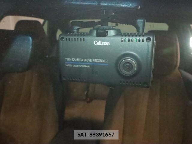 Toyota CROWN HYBRID 2021-10 8647732-11
