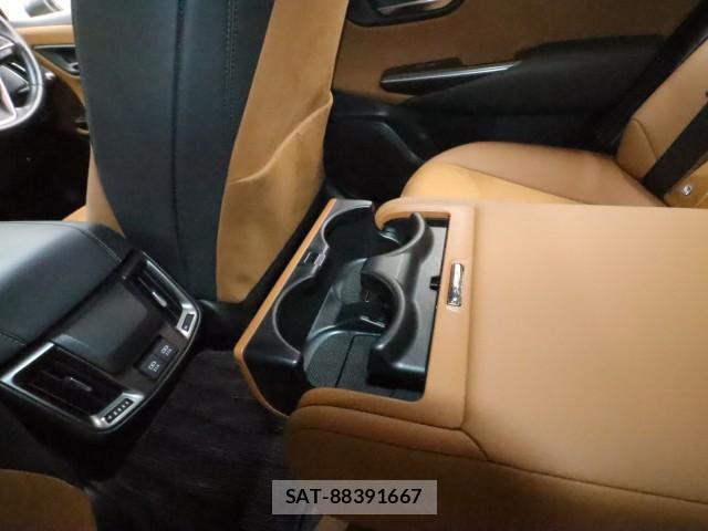 Toyota CROWN HYBRID 2021-10 8647732-5