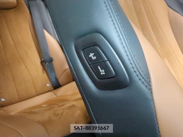 Toyota CROWN HYBRID 2021-10 8647732-6