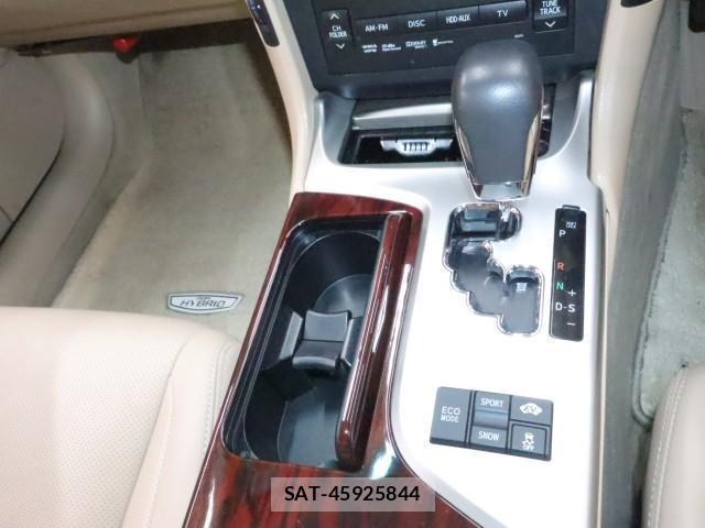 Toyota CROWN HYBRID 2011-01 8647744-11