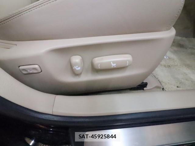 Toyota CROWN HYBRID 2011-01 8647744-6
