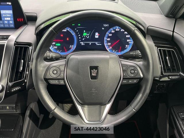 Toyota CROWN HYBRID 2020-10 8647850-10