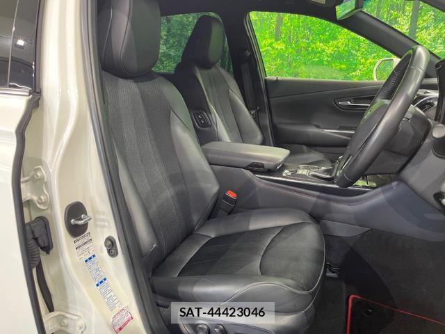 Toyota CROWN HYBRID 2020-10 8647850-7