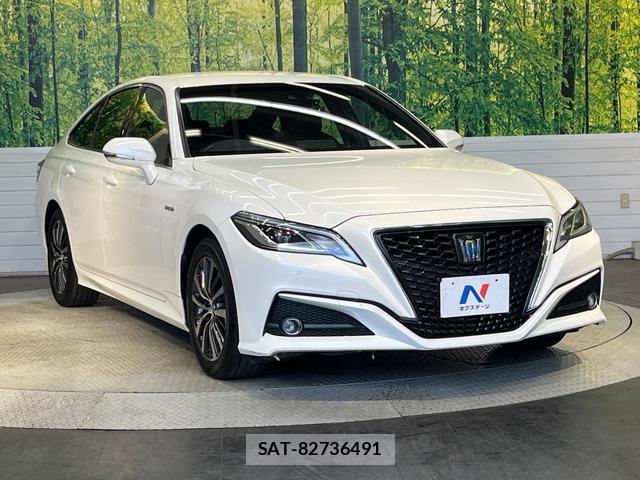 Toyota CROWN HYBRID 2018-07 8648427-16
