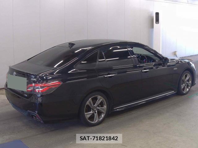 Toyota CROWN HYBRID 2018-07 8648963-3