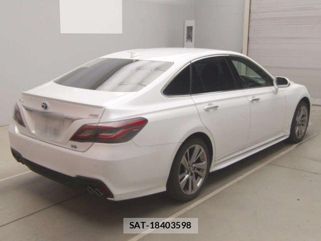 Toyota CROWN HYBRID 2021-05 8649050-1