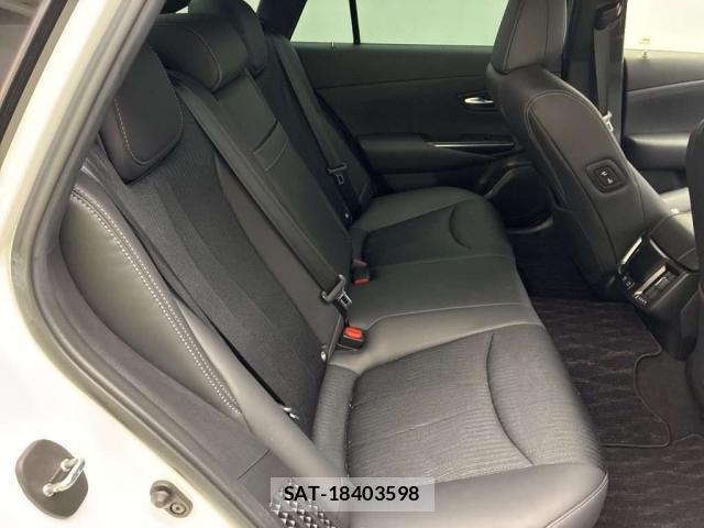 Toyota CROWN HYBRID 2021-05 8649050-7