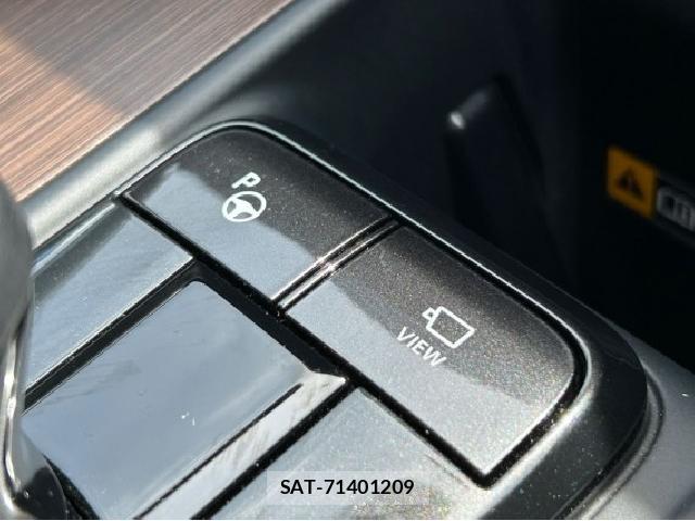 Toyota CROWN HYBRID 2024-01 8649395-17