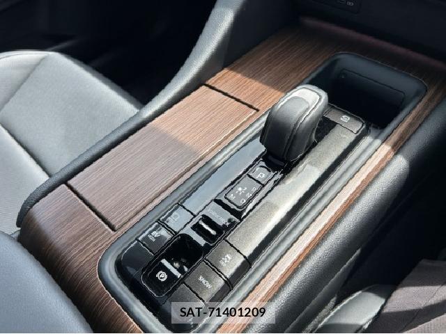 Toyota CROWN HYBRID 2024-01 8649395-2