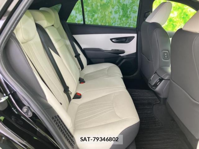 Toyota CROWN HYBRID 2018-08 8649435-4