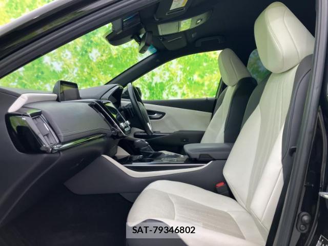 Toyota CROWN HYBRID 2018-08 8649435-5