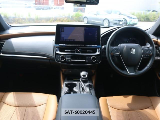 Toyota CROWN HYBRID 2021-03 8650839-2