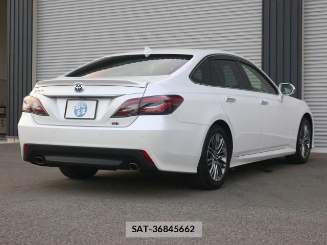 Toyota CROWN HYBRID 2021-07 8650840-13