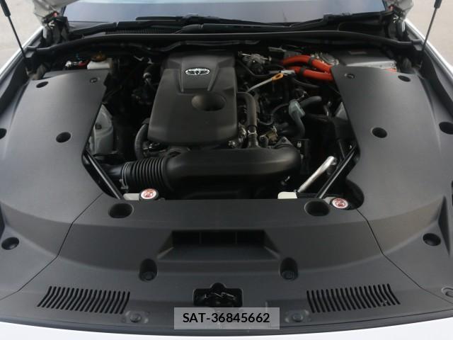 Toyota CROWN HYBRID 2021-07 8650840-7