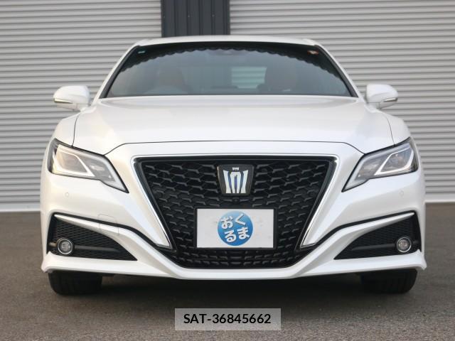 Toyota CROWN HYBRID 2021-07 8650840-9
