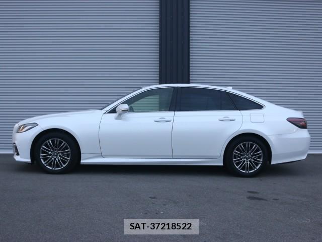 Toyota CROWN HYBRID 2021-07 8650841-10