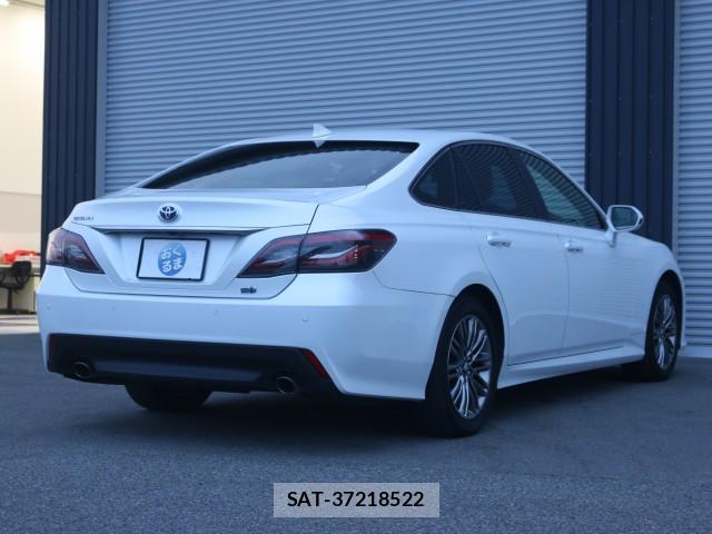 Toyota CROWN HYBRID 2021-07 8650841-13