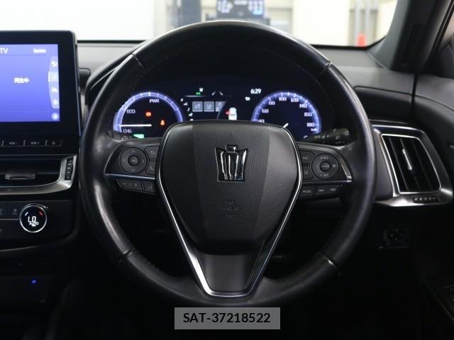 Toyota CROWN HYBRID 2021-07 8650841-17