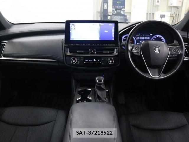 Toyota CROWN HYBRID 2021-07 8650841-2