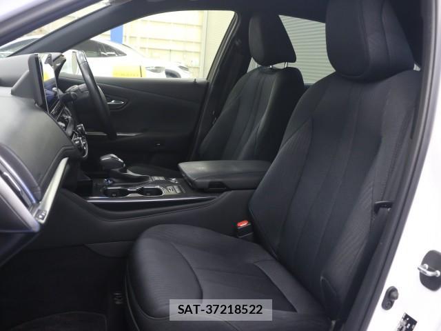 Toyota CROWN HYBRID 2021-07 8650841-5