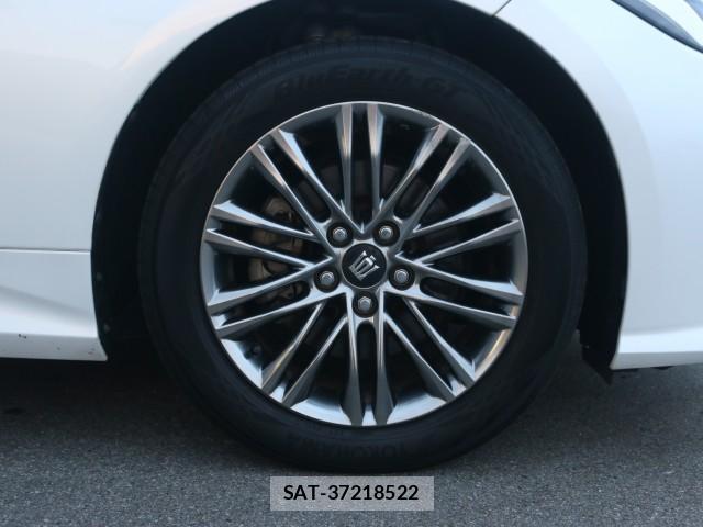 Toyota CROWN HYBRID 2021-07 8650841-8