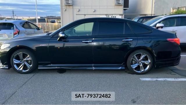 Toyota CROWN HYBRID 2019-08 8651361-10