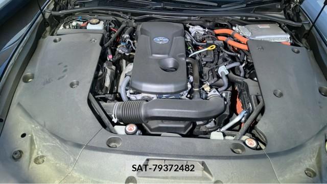 Toyota CROWN HYBRID 2019-08 8651361-7