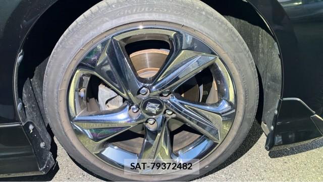 Toyota CROWN HYBRID 2019-08 8651361-8