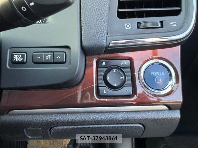 Toyota CROWN HYBRID 2014-08 8651673-15