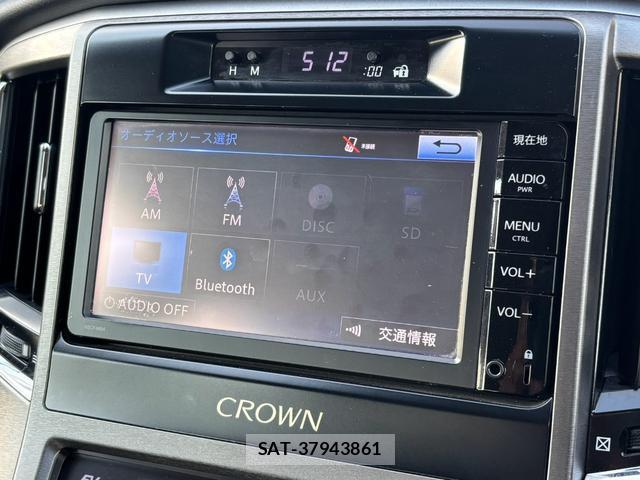 Toyota CROWN HYBRID 2014-08 8651673-17