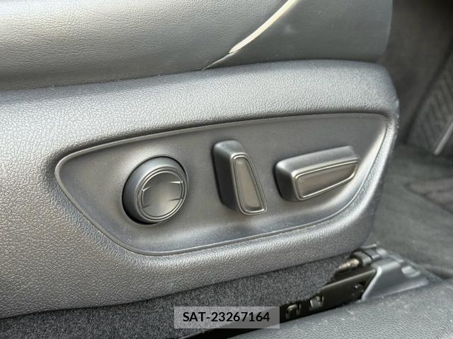 Toyota CROWN HYBRID 2018-08 8651676-10