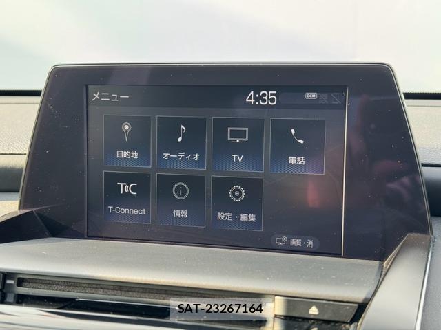 Toyota CROWN HYBRID 2018-08 8651676-12
