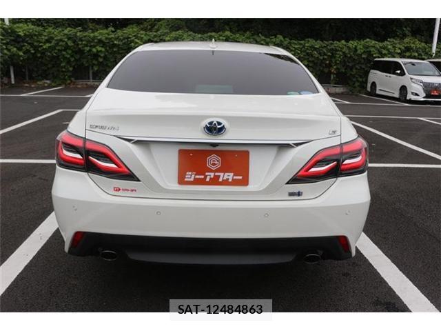 Toyota CROWN HYBRID 2018-06 8651893-12
