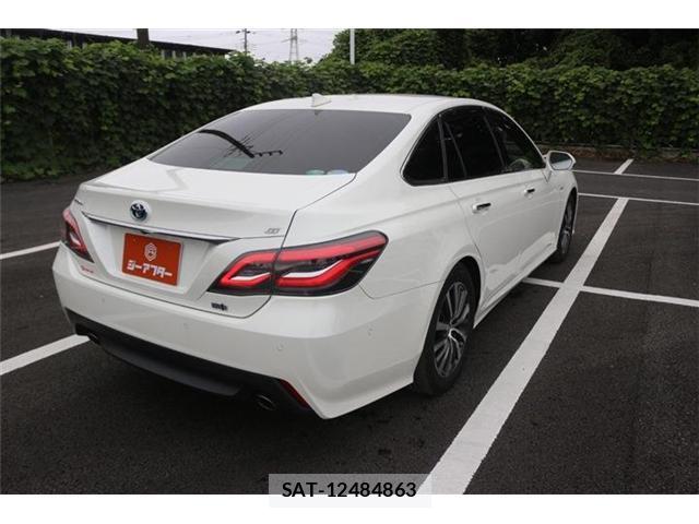 Toyota CROWN HYBRID 2018-06 8651893-13