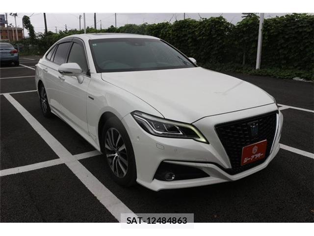 Toyota CROWN HYBRID 2018-06 8651893-7