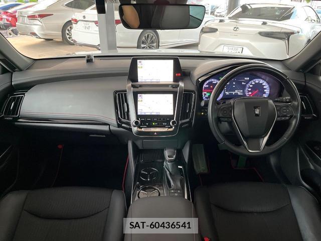 Toyota CROWN HYBRID 2019-10 8652541-1