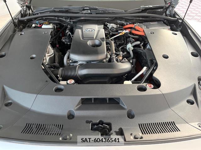Toyota CROWN HYBRID 2019-10 8652541-17