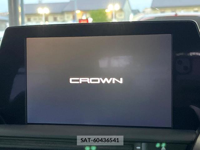 Toyota CROWN HYBRID 2019-10 8652541-2