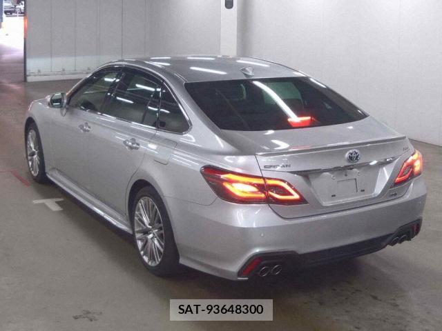 Toyota CROWN HYBRID 2022-05 8652599-1