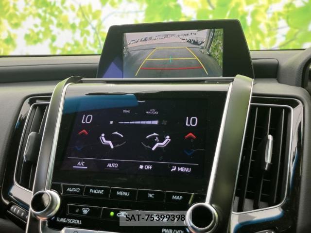 Toyota CROWN HYBRID 2019-11 8652647-13