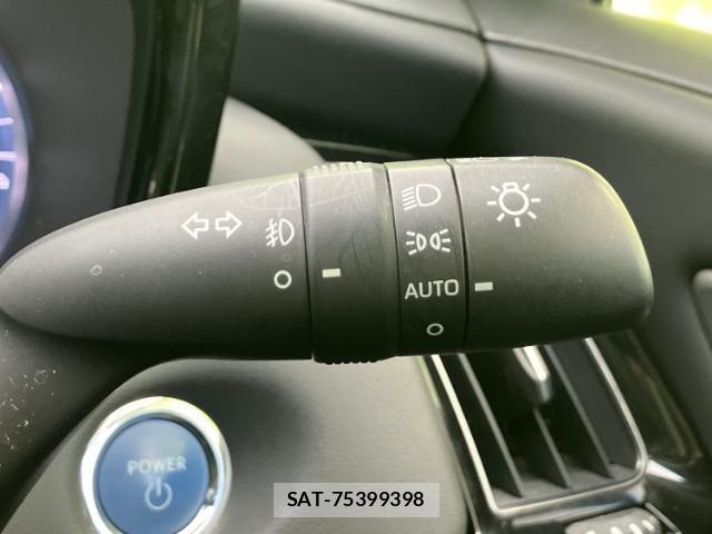 Toyota CROWN HYBRID 2019-11 8652647-16