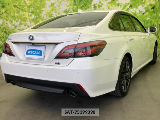 Toyota CROWN HYBRID 2019-11 8652647-2
