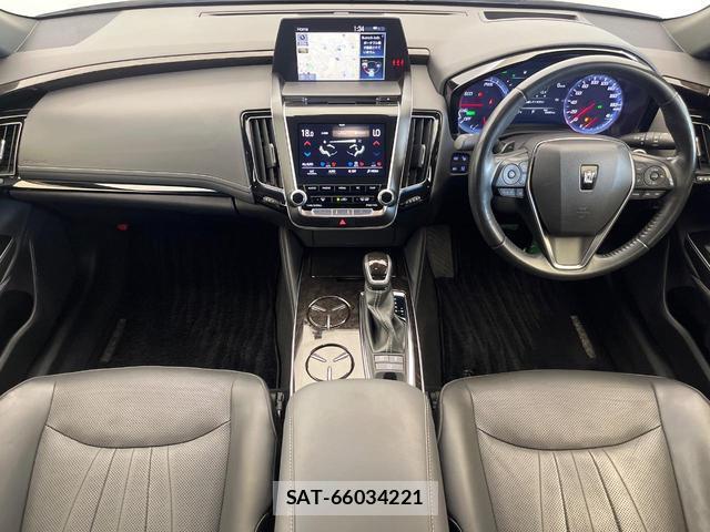 Toyota CROWN HYBRID 2018-12 8653282-1