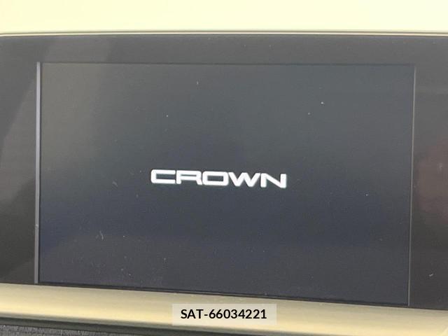 Toyota CROWN HYBRID 2018-12 8653282-5